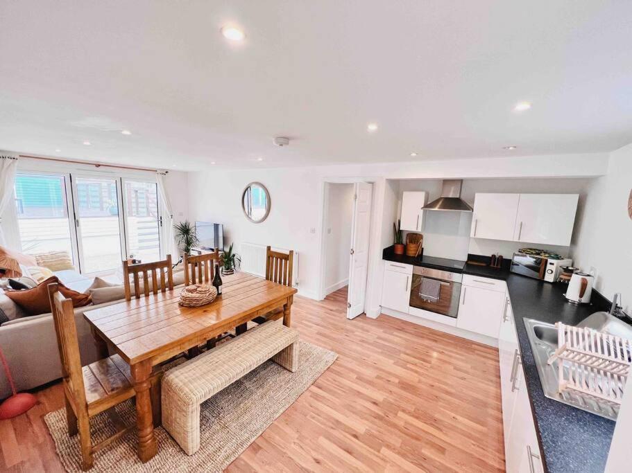 The Hideout - Newquay - Fully Stocked Eco Escape Villa Екстериор снимка