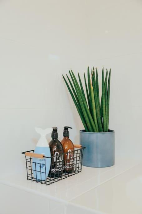 The Hideout - Newquay - Fully Stocked Eco Escape Villa Екстериор снимка