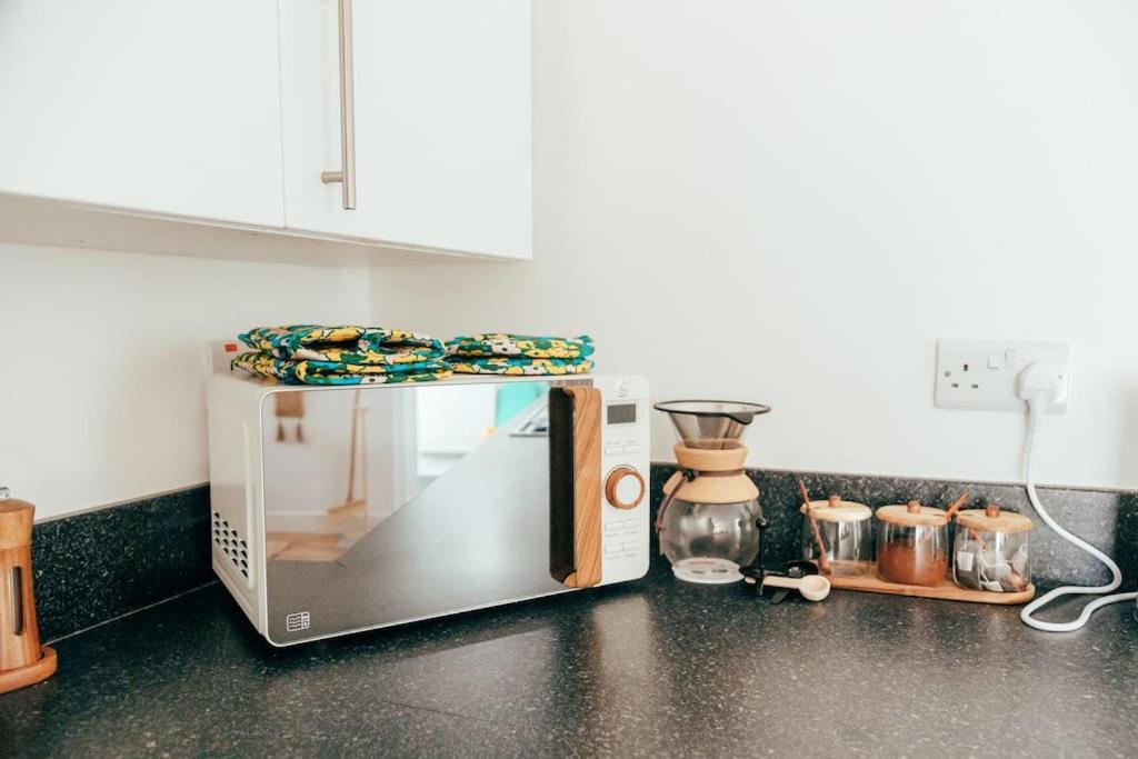 The Hideout - Newquay - Fully Stocked Eco Escape Villa Екстериор снимка